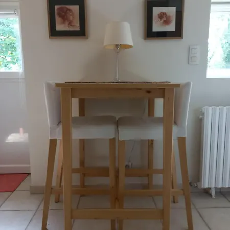 30 M2, 15 Minutes From Laval Bazougers